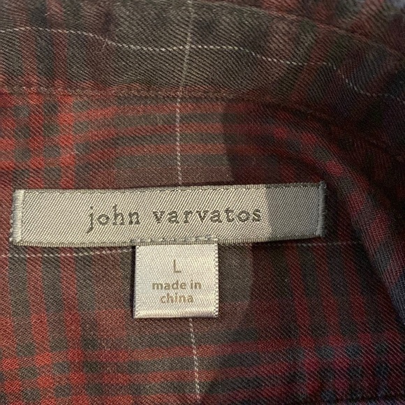 John Varvatos Men’s Plaid Burgundy and Black Button Down Shirt Business Casual - Picture 4 of 7